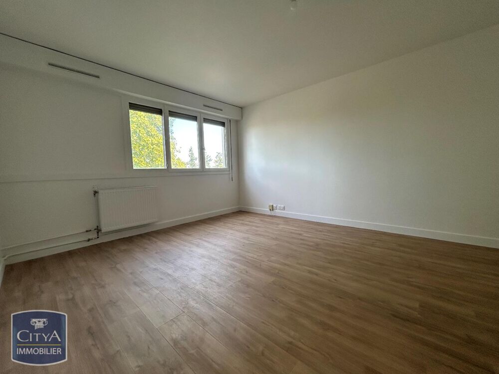 location Appartement - 1 pièce(s) - 30 m² Les Ulis (91940)