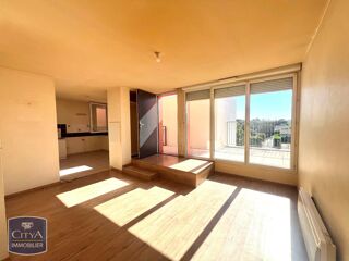  Appartement à louer 3 pièces 65 m²