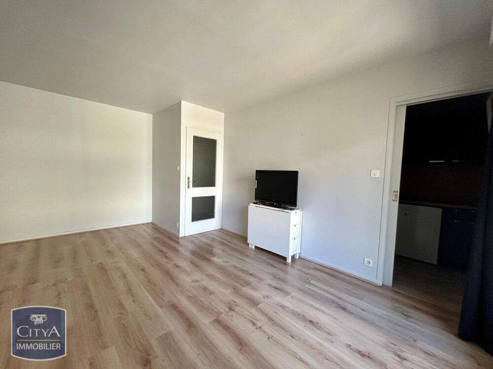 location Appartement - 1 pièce(s) - 27 m² Clermont-Ferrand (63000)