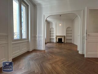  Appartement à louer 3 pièces 78 m²