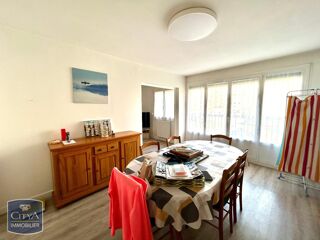  Appartement à louer 4 pièces 77 m²
