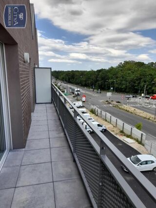 location Appartement - 2 pièce(s) - 39 m² Chambray-lès-Tours (37170)