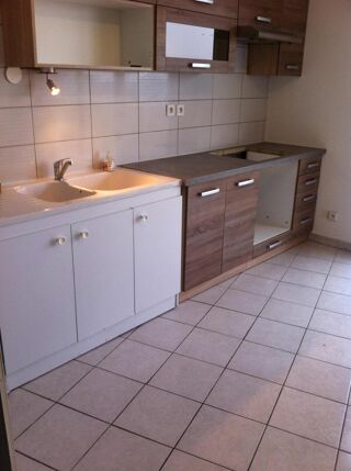  Appartement à louer 3 pièces 71 m²