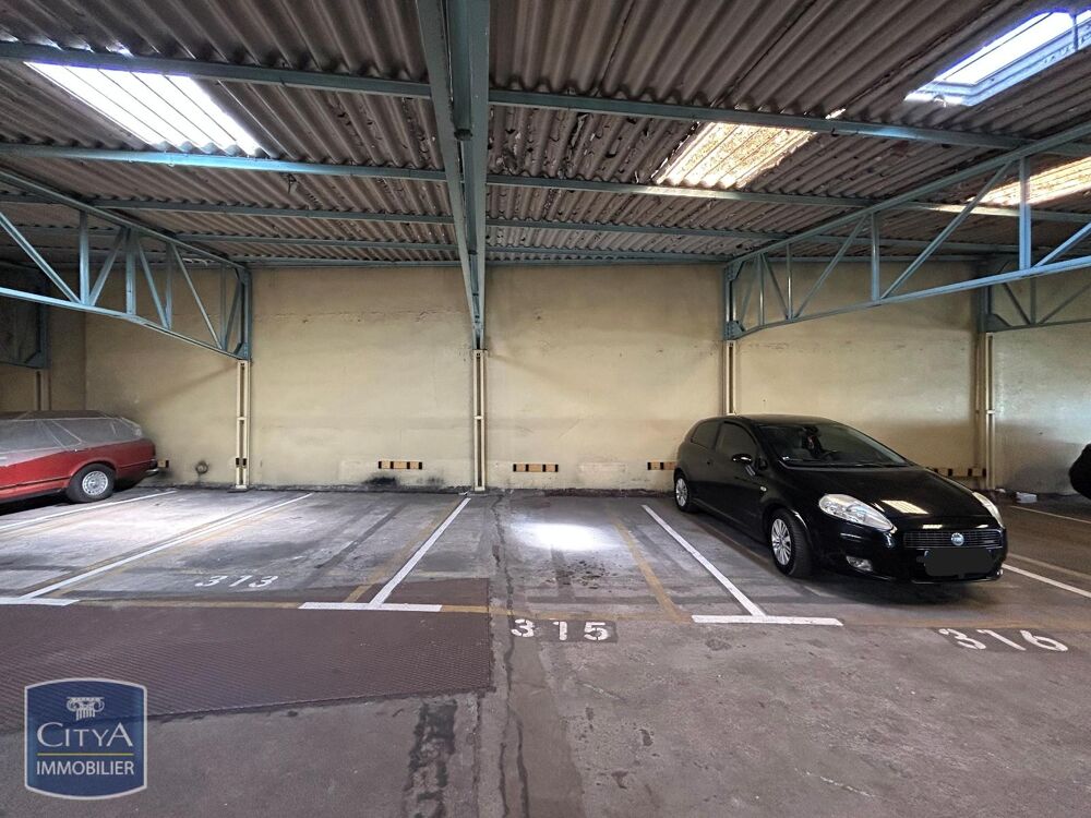 location Parking / Garage - 10 m² Saint-Etienne (42100)