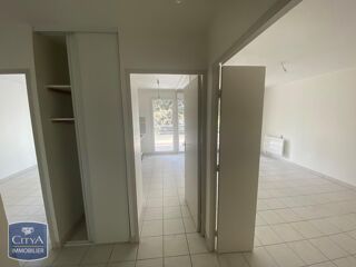  Appartement à louer 2 pièces 46 m²