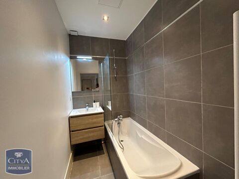  Appartement � louer 4 pi�ces 97 m�