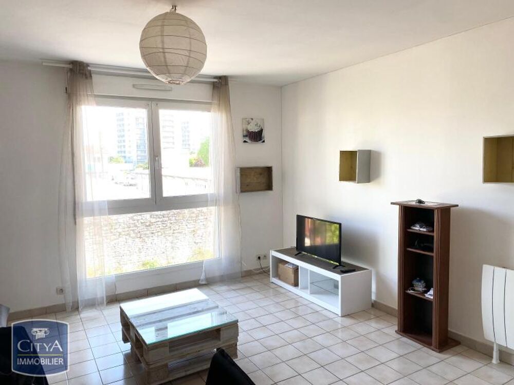 Centre Ville - À LOUER : Appartement T2 situé au coeur de....