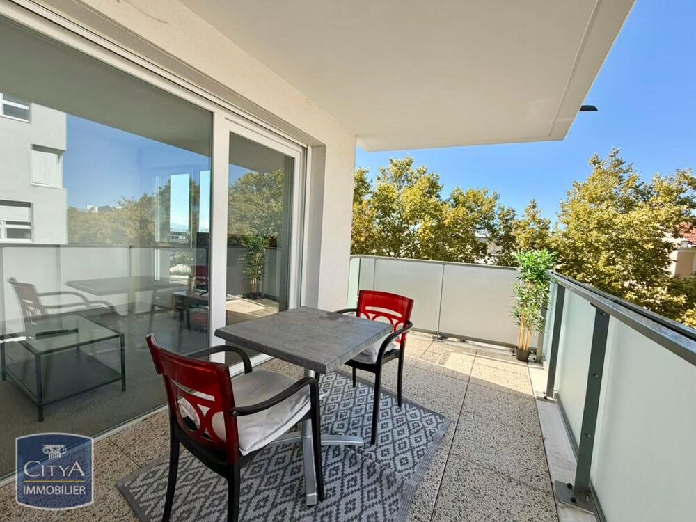 location Appartement - 2 pièce(s) - 46 m² Lyon 8