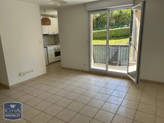  Appartement à louer 2 pièces 44 m²