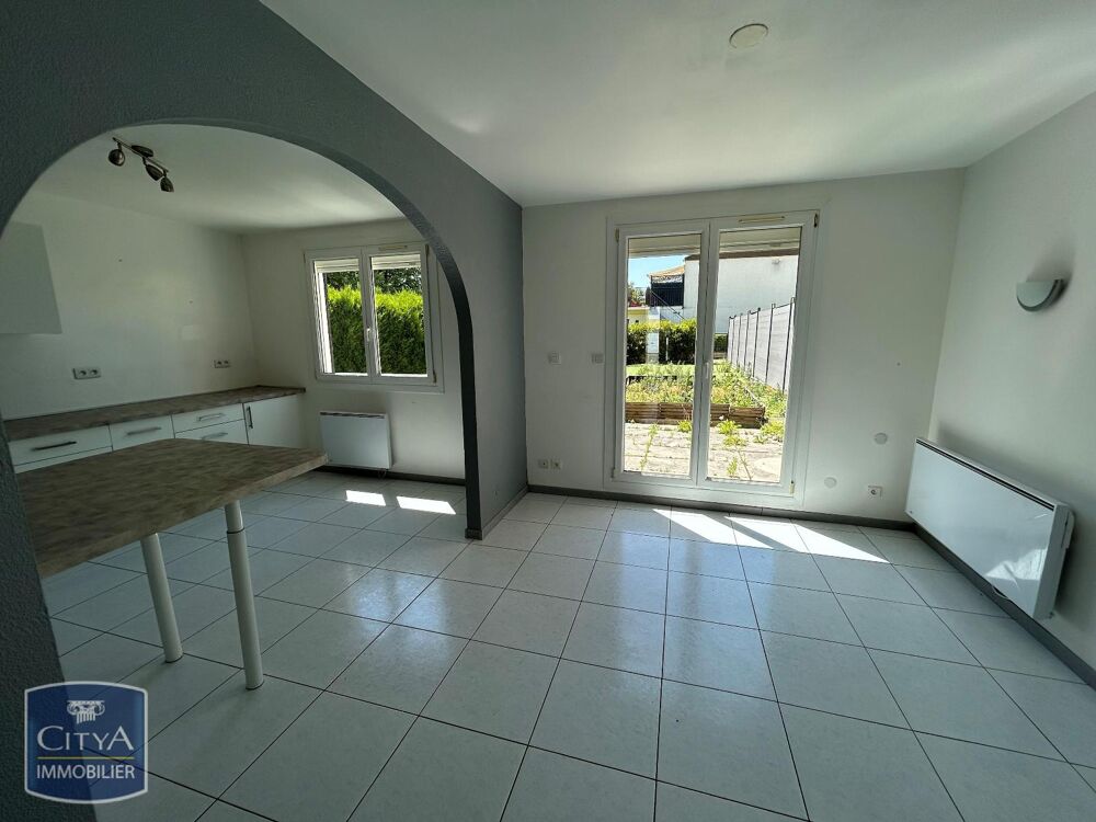 location Maison - 5 pièce(s) - 97 m² Roche-lez-Beaupré (25220)