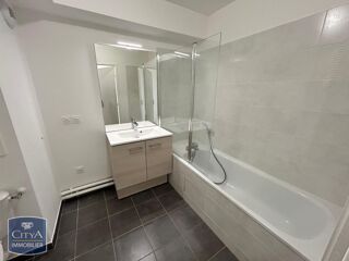  Appartement à louer 2 pièces 47 m²