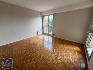  Appartement à louer 3 pièces 65 m²