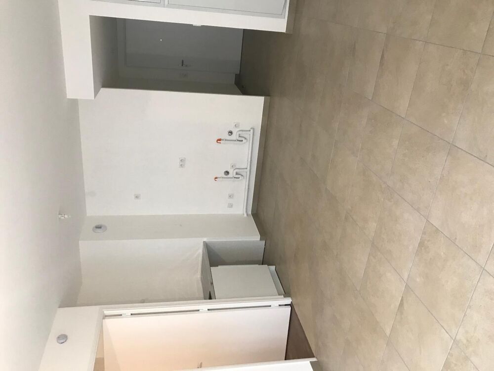 location Appartement - 2 pièce(s) - 41 m² Décines-Charpieu (69150)