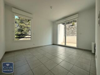  Appartement à louer 2 pièces 39 m²
