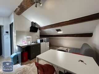  Appartement à louer 2 pièces 46 m²