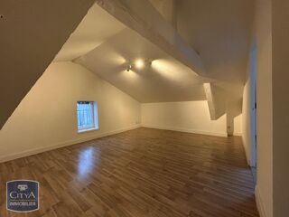  Appartement à louer 2 pièces 33 m²