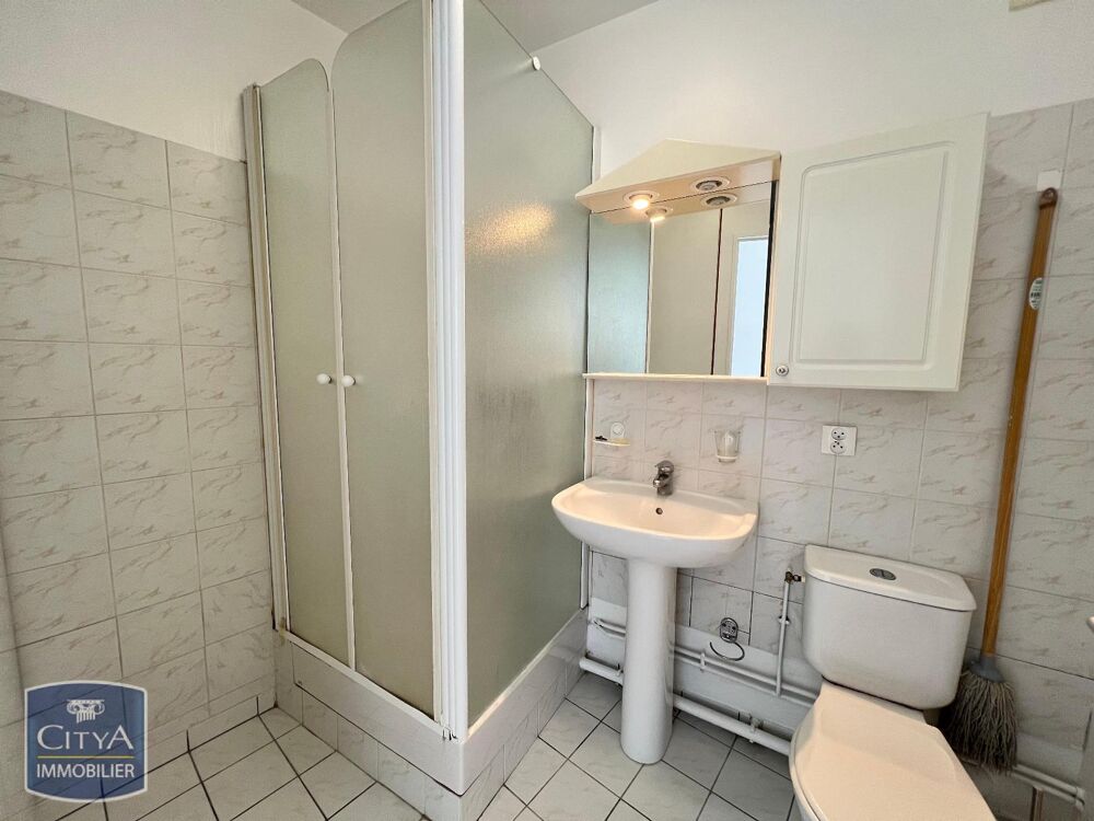 À LOUER : Découvrez ce charmant appartement T1 situé à V....