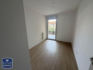  Appartement à louer 3 pièces 67 m²