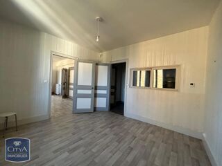  Appartement � louer 3 pi�ces 77 m�