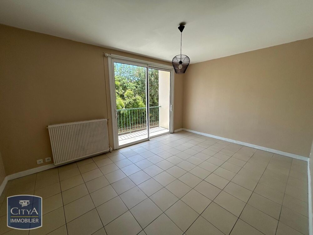 EXCLUSIVITÉ - GRAND APPARTEMENT 4 PIÈCES À louer : décou....