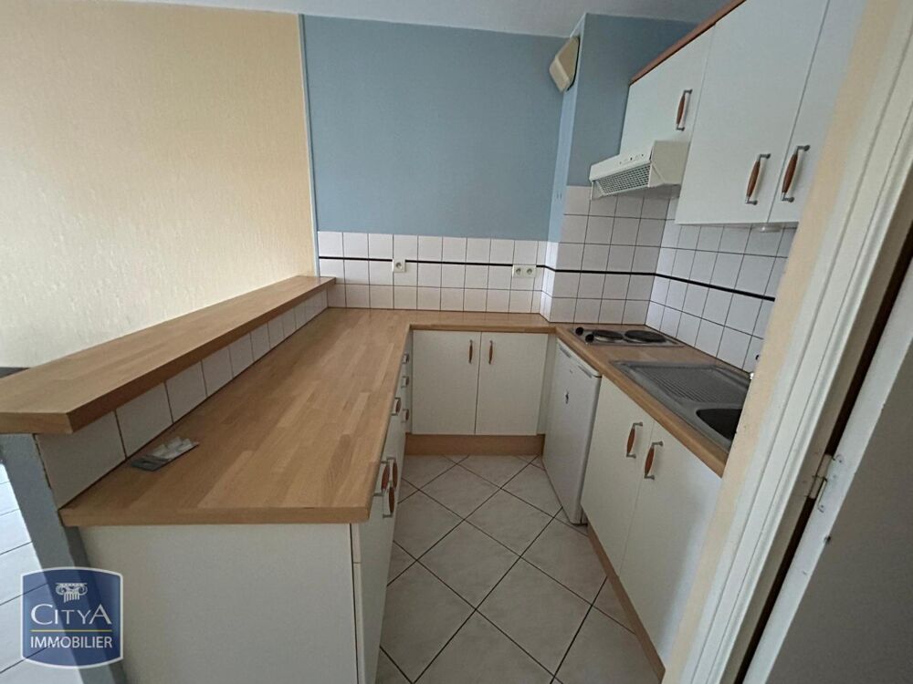 location Appartement - 1 pièce(s) - 31 m² Laval (53000)