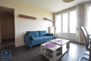  Appartement à louer 3 pièces 60 m²
