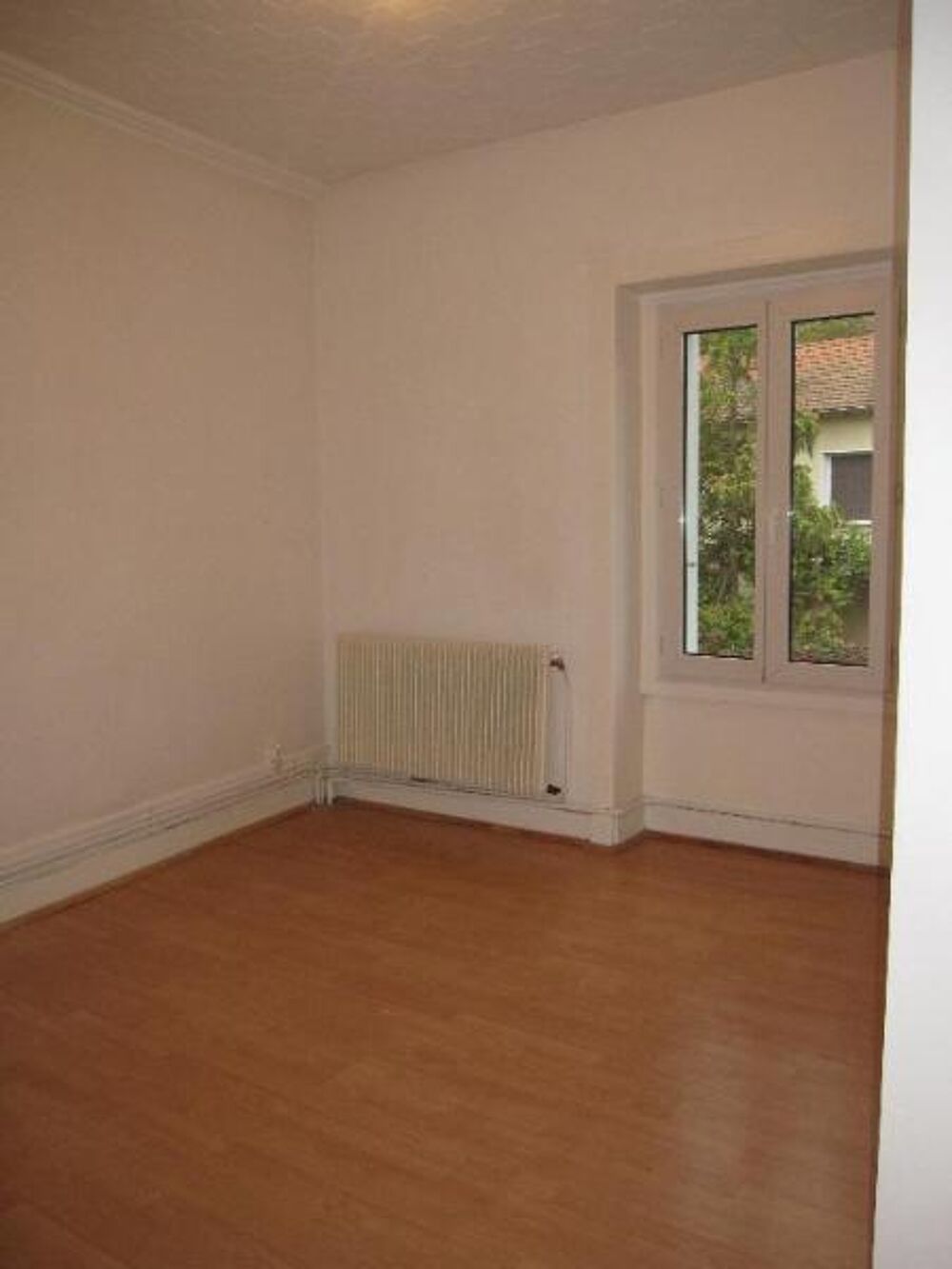 IDEAL ETUDIANT - 12 Avenue de Montbrison. Andrézieux Bou....