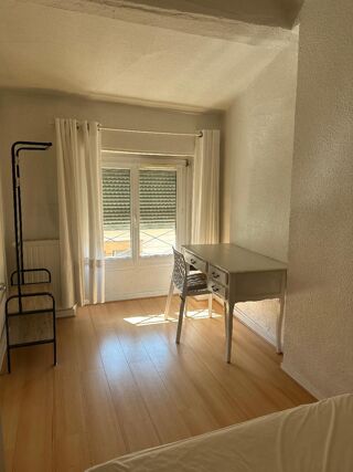  Appartement à louer 2 pièces 44 m²