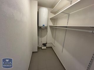  Appartement à louer 1 pièce 28 m²