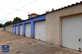  Parking / Garage à louer 