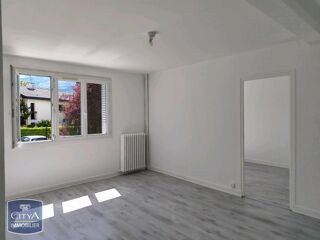  Appartement à louer 3 pièces 55 m²