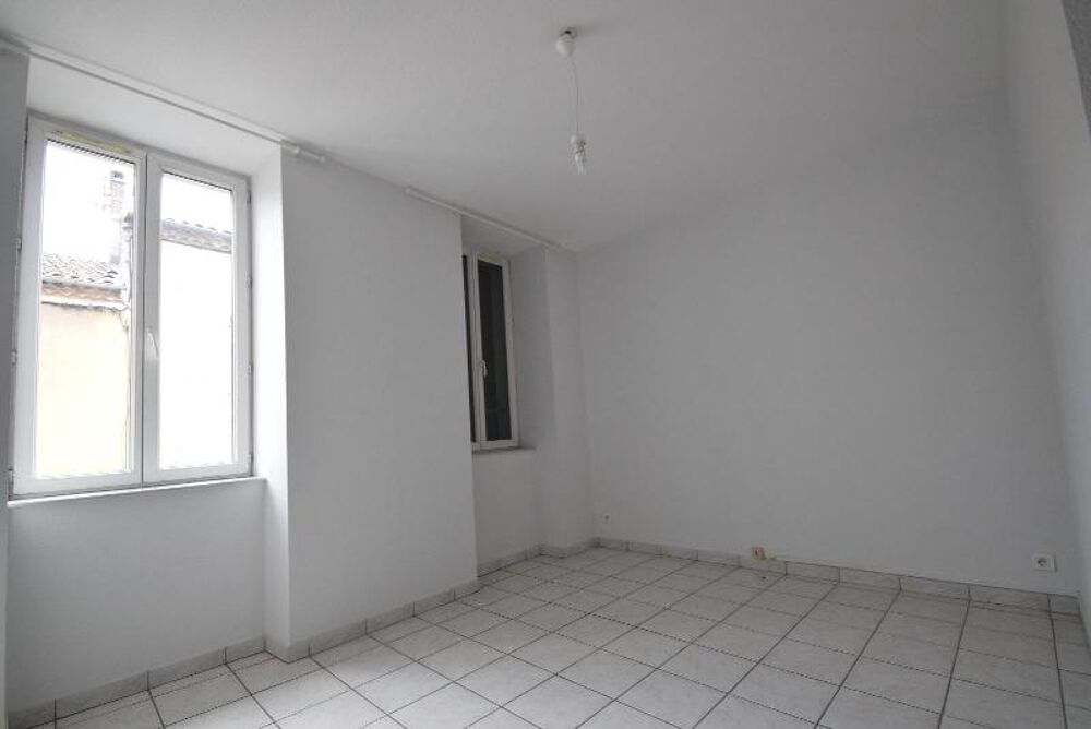 location Appartement - 4 pice(s) - 85 m Vals-les-Bains (07600)