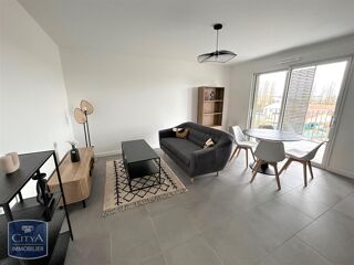  Appartement à louer 2 pièces 47 m²