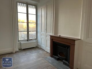  Appartement à louer 2 pièces 43 m²