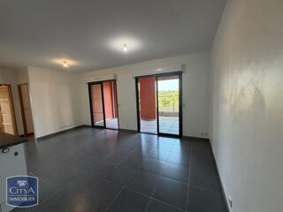  Appartement à louer 3 pièces 56 m²