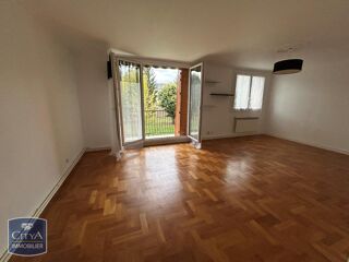  Appartement à louer 4 pièces 66 m²