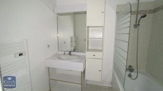  Appartement à louer 2 pièces 57 m²