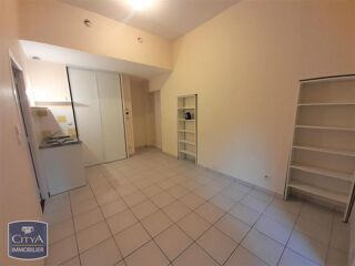 Appartement à louer 2 pièces 28 m²