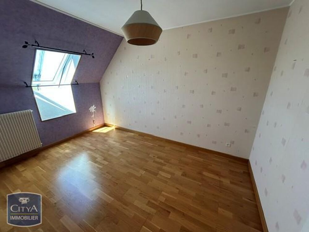 location Maison - 4 pièce(s) - 125 m² Saint-Germain-du-Puy (18390)