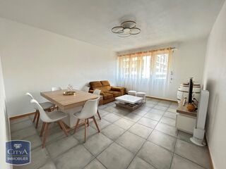  Appartement à louer 4 pièces 91 m²