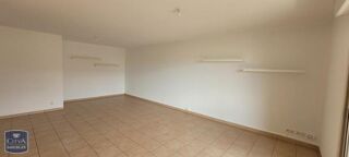  Appartement à louer 3 pièces 75 m²