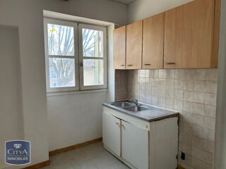  Appartement à louer 3 pièces 56 m²
