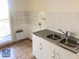  Appartement à louer 3 pièces 60 m²