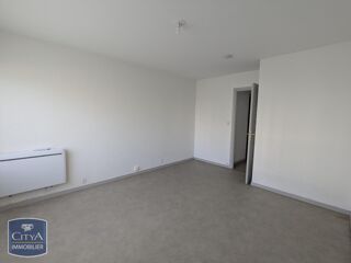  Appartement à louer 1 pièce 33 m²