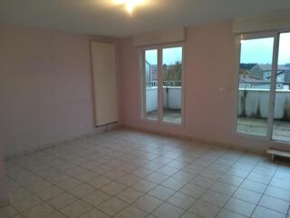  Appartement à louer 3 pièces 68 m²