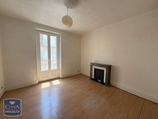  Appartement à louer 2 pièces 31 m²