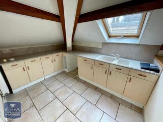  Appartement à louer 5 pièces 66 m²