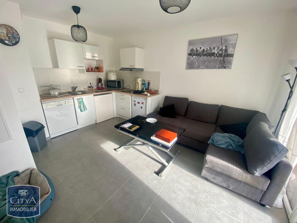 location Appartement - 2 pièce(s) - 38 m² Bormes-les-Mimosas (83230)