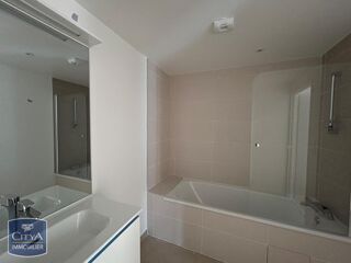  Appartement à louer 2 pièces 48 m²