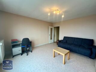  Appartement à louer 1 pièce 32 m²